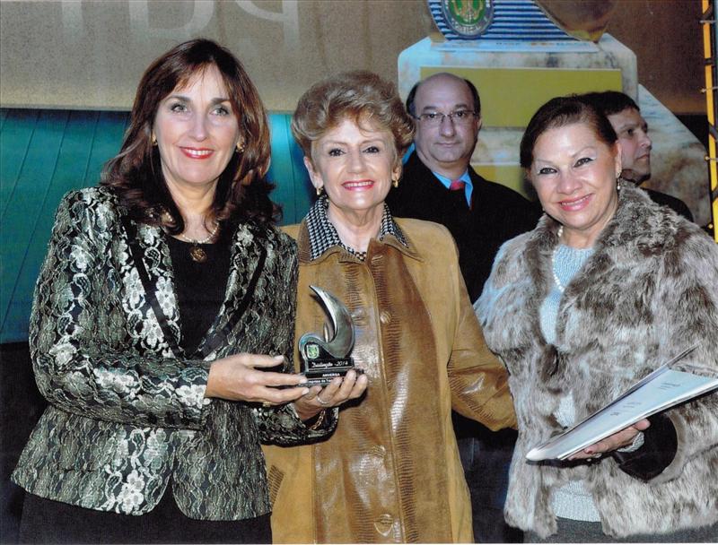 Anversa recebe o Troféu Distinção Empresarial 2014 - Foto: Divulgação